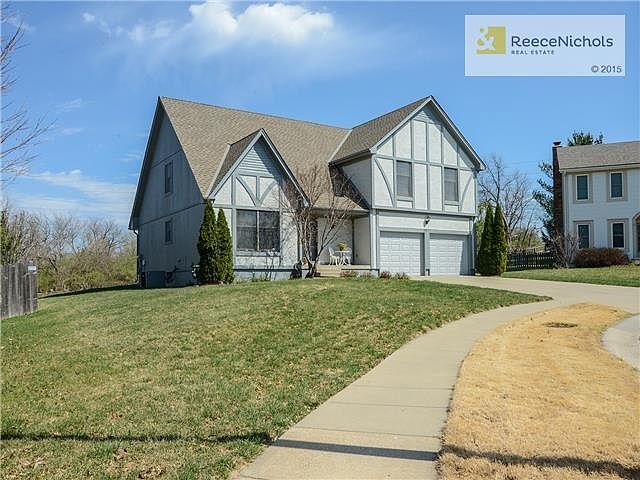 Backs to wooded area! Private and serene