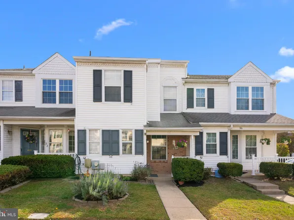 34 Van Horn Pl, Holland, PA 18966