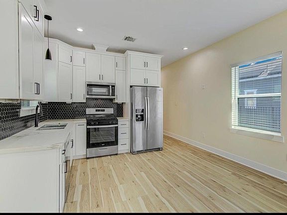5th image of 7001 Avenue P