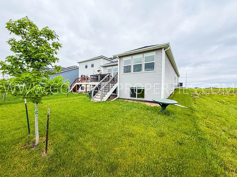 1100 NW Yorktown Dr — Photo 24