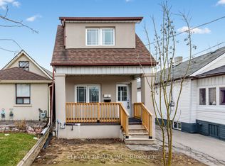 11 Rowntree Ave, Toronto, ON M6N 1R4