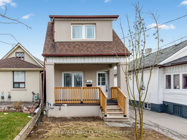 11 Rowntree Ave, Toronto, ON M6N 1R4