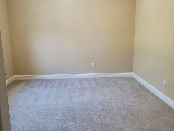 5th image of 3541 Treetop Dr