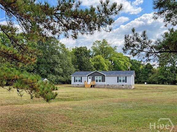 2nd image of 2183 River Rd