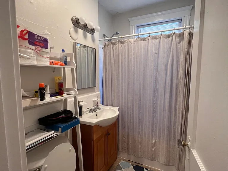 15 Langdon St #2 — Photo 5