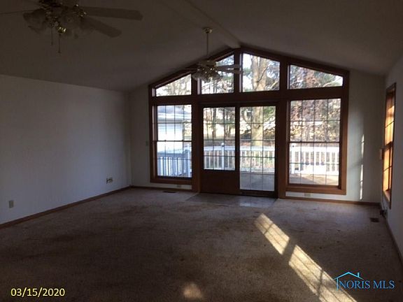 3rd image of 363 Chicago Ave
