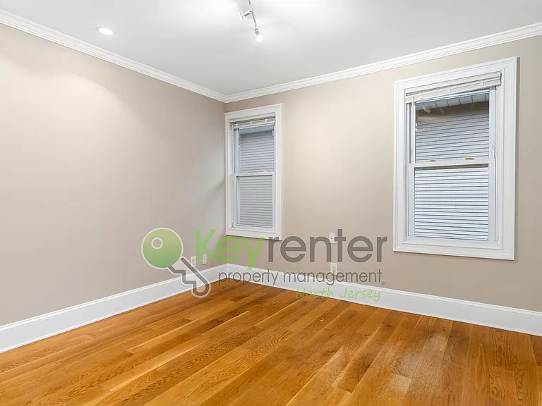 22 Preston St — Photo 12