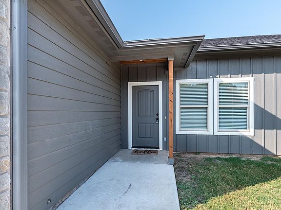 Front door/entry area