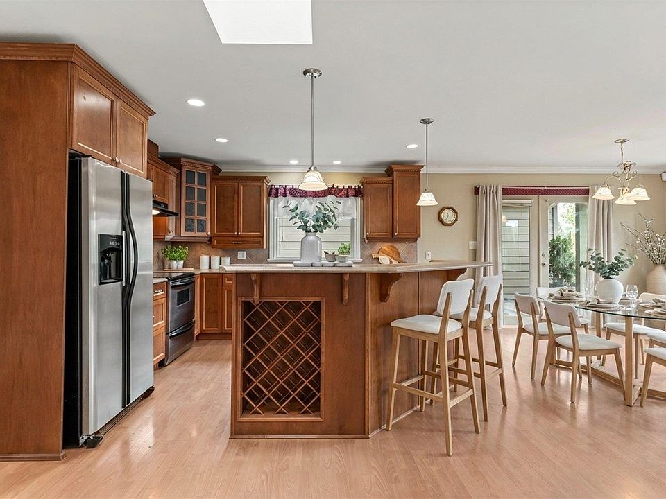 1st image of 46000 Thomas Rd #45