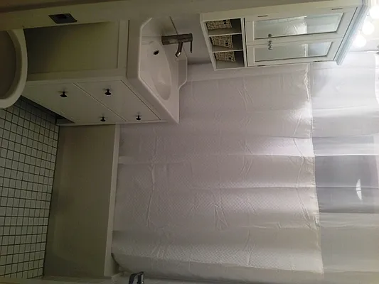 Rented by Corcoran | media 21