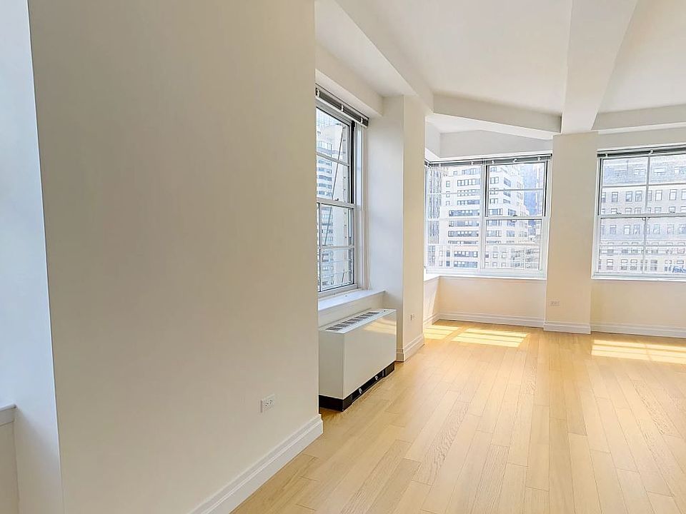 1st image of 21 West St APT 25E