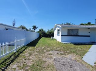 1110 Westminster St W, Lehigh Acres, FL 33936