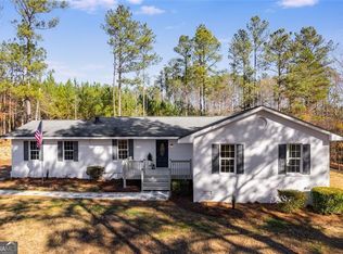 184 Black Dirt Rd, Whitesburg, GA 30185