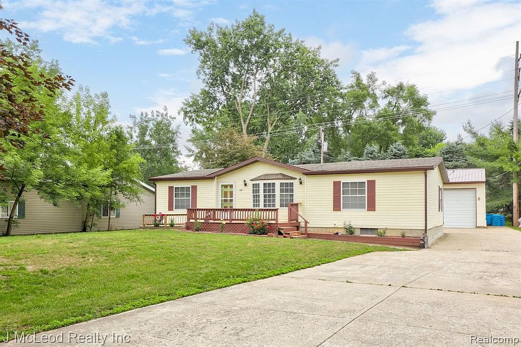 5657 S Vassar Rd, Vassar, MI 48768 Zillow