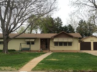 604 Harlan Ave, Alma, NE 68920