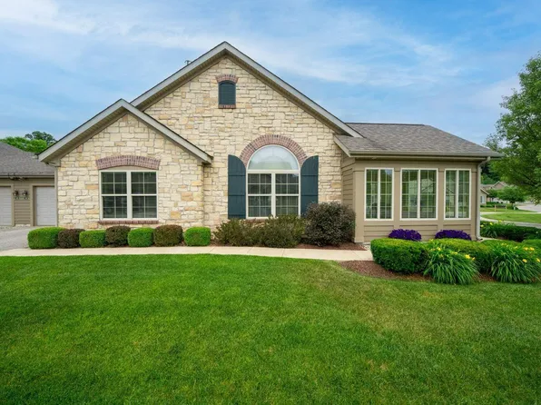 820 Dublin Dr, Mishawaka, IN 46545