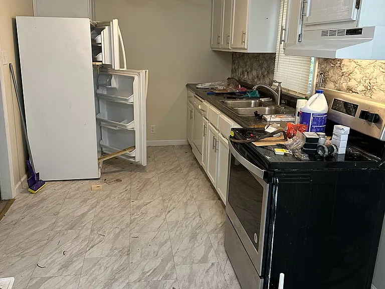 1004 Mechanic St — Photo 16