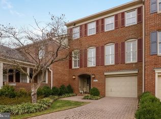 2648 N Glebe Rd, Arlington, VA 22207