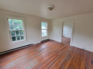 907 Silver Ave APT 3, Greensboro, NC 27403