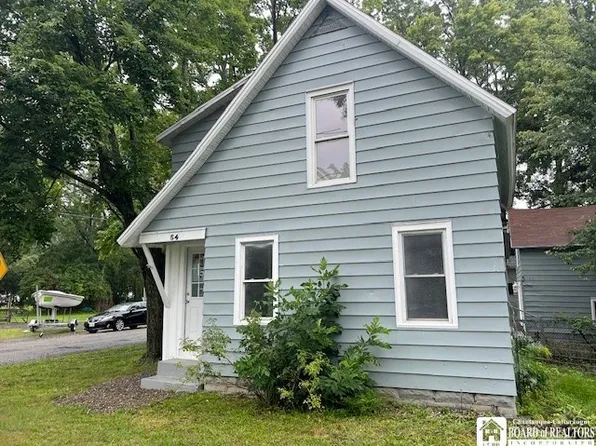 54 Boulevard Ave, Celoron, NY 14720