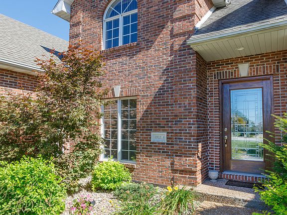 3rd image of 4211 Willowlake Ct #A