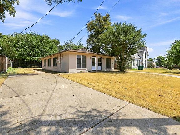 2nd image of 315 S Loving Ave