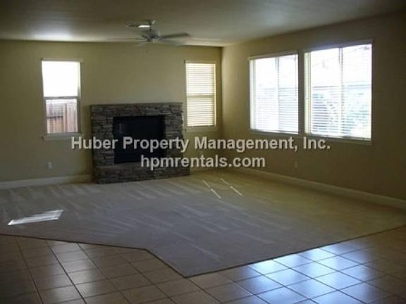 5th image of 2231 Lohse Ln