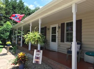 1054 S York Ln, Lynchburg, VA 24503