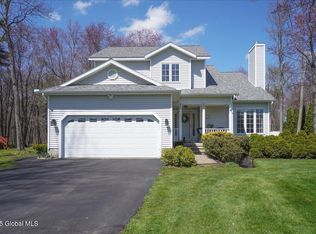 32 Stage Run, Waterford, NY 12188
