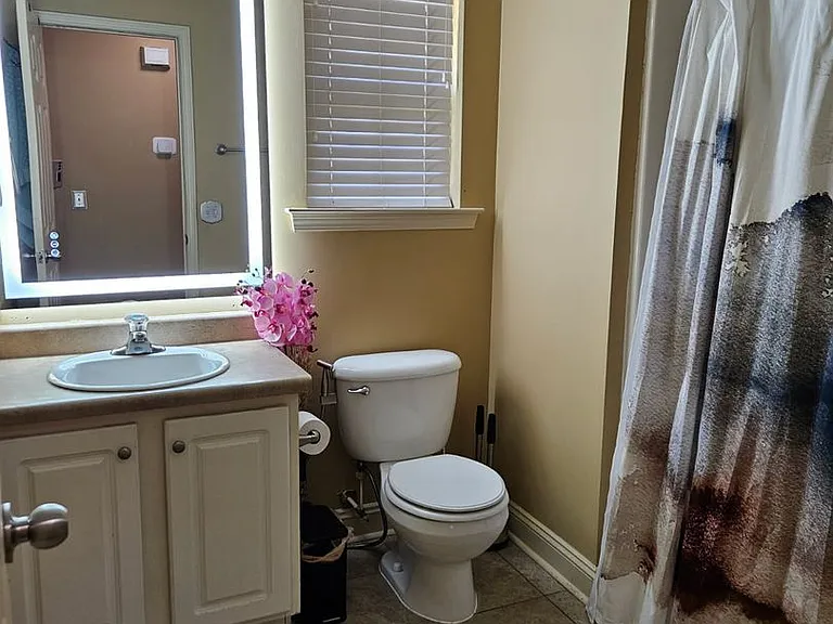 304 Christopher Luke Cir — Photo 19