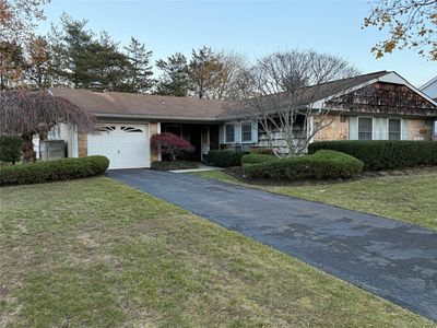28 Hargrove Drive, Stony Brook, NY, 11790