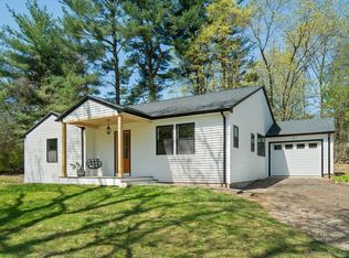3 Apple Ln, Redding, CT 06896