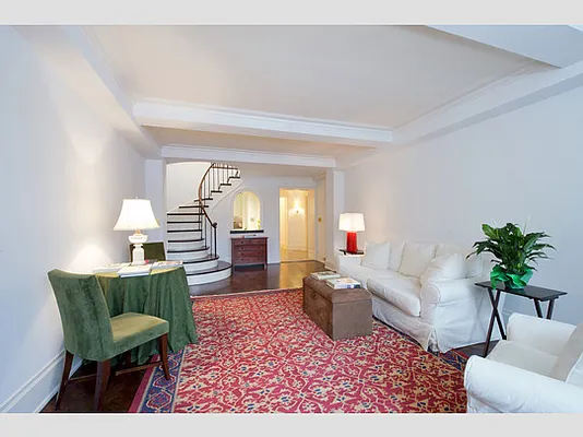 Sold by Stribling | media 3