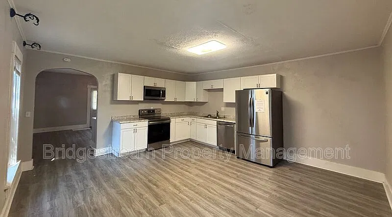 2 bed, 1.0 bath, 1000 sqft, $1,095 — Photo 3