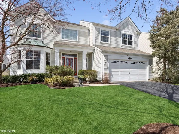 1735 Fairport Dr, Grayslake, IL 60030