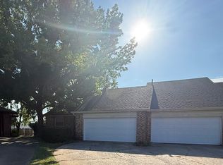 214 W Edgewood St #214, Springfield, MO 65807