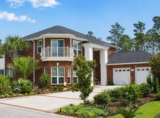 511 Fallin Water Dr, Mary Esther, FL 32569