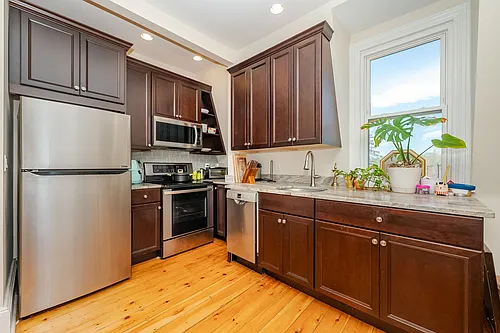 229 Miller Ave #6 Photo 1