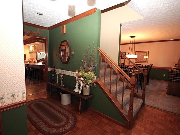 4th image of 1039 Milford Dr