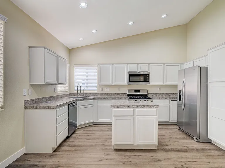 11490 Steponia Bay St — Photo 11