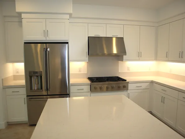 1749 Lychee St, Fullerton, CA 92835