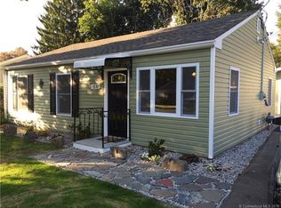 23 Circle Dr, Wallingford, CT 06492