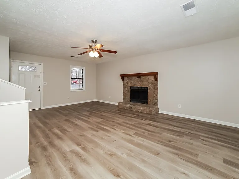2435 Anderson Mill Rd — Photo 4