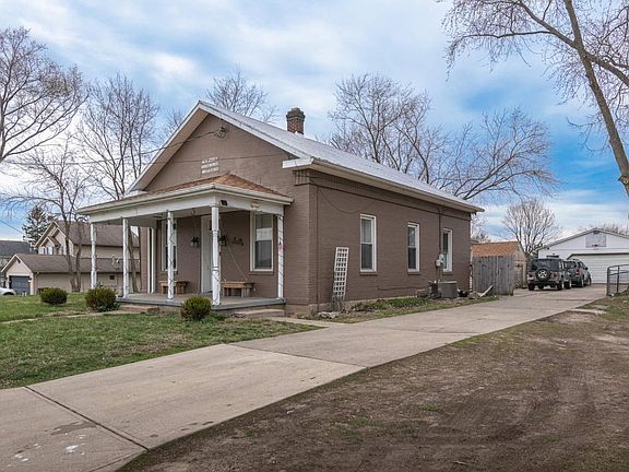 2nd image of 360 Fairview Dr
