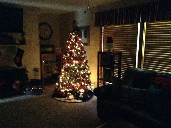 2nd image of 704 S Cullen Ave