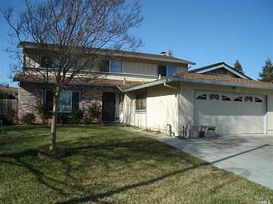 2nd image of 3436 Nantucket Dr