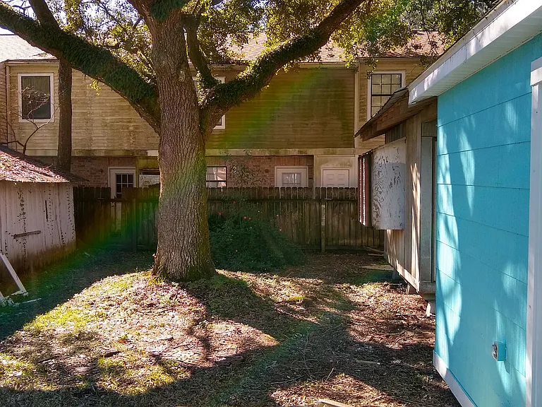 Deck and live oak :)
Peaceful!