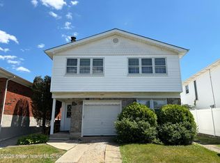 664 Rensselaer Ave, Staten Island, NY 10312