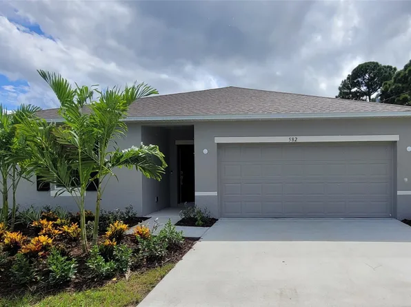 582 SE Essex Drive, Port St Lucie, FL 34984