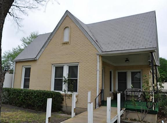 2nd image of 4322 Connie Dr